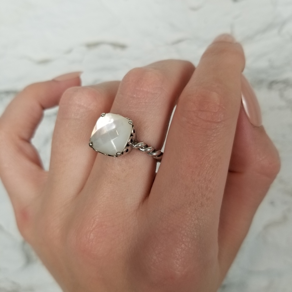 Mother of Pearl, sterling silver ring
